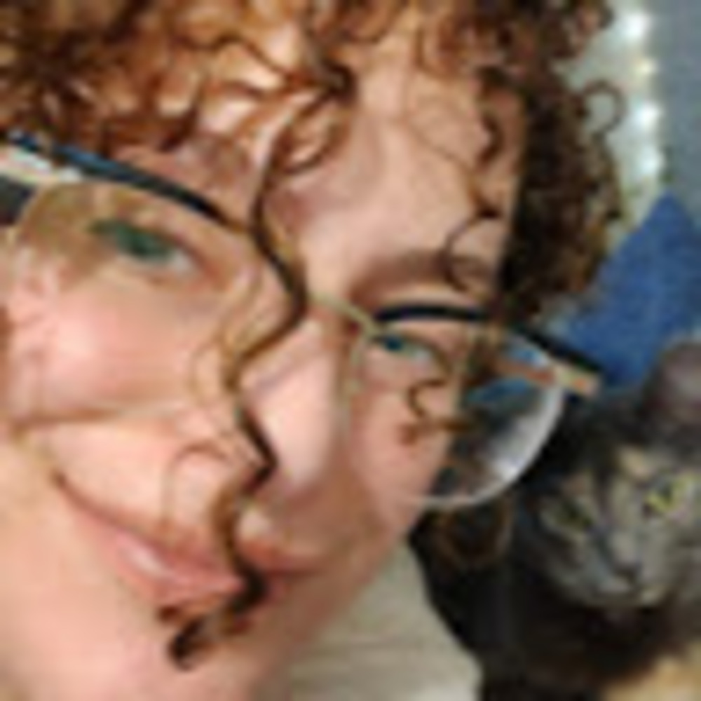 Meet your Posher, Daniela